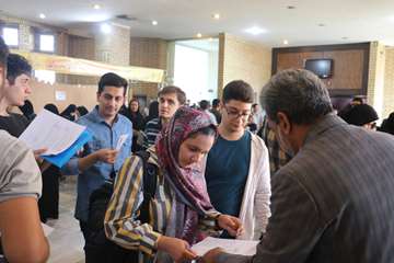 روز اول ثبت نام پذیرفته‌شدگان آزمون سراسری ۱۴۰۲ در دانشگاه علوم پزشکی کاشان