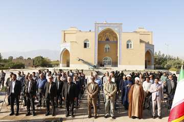 برگزاری آیین «میثاق با شهدا» به مناسبت هفته دفاع مقدس در دانشگاه